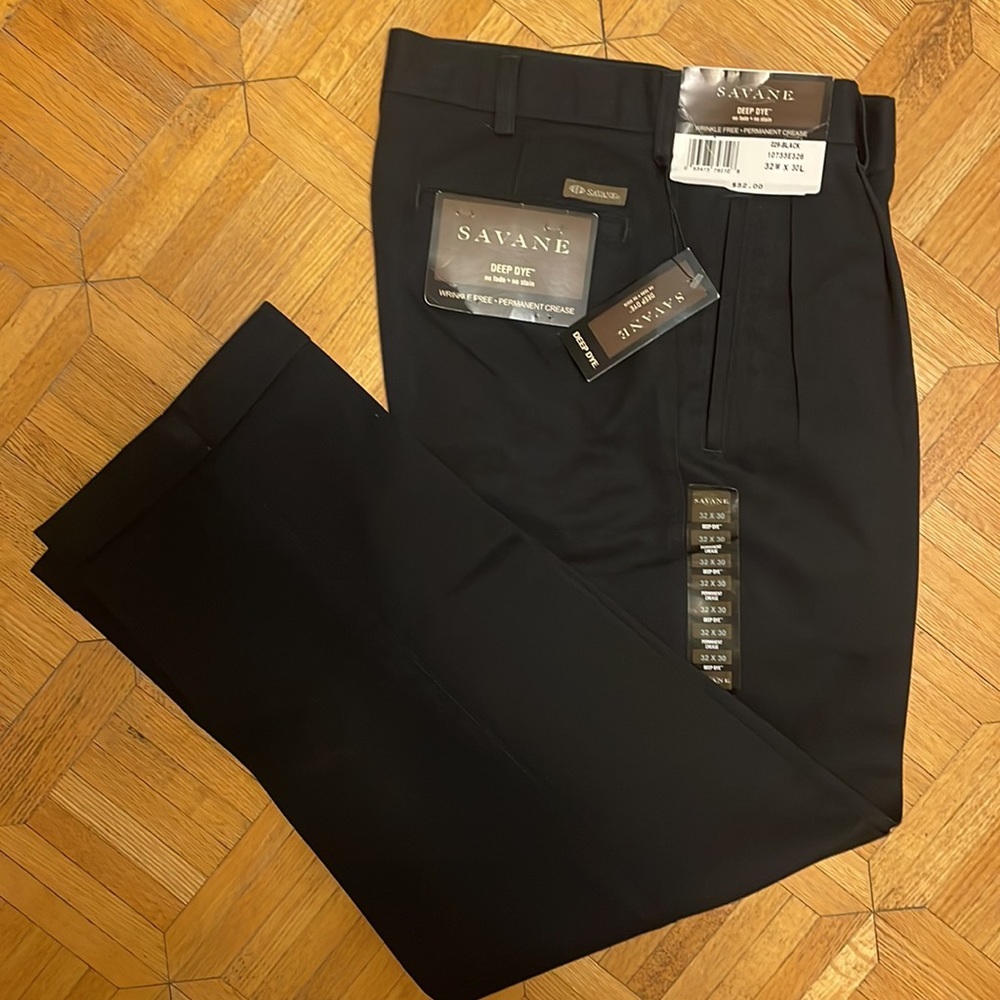 Savane 32W x 30 L never worn wrinkle free pants